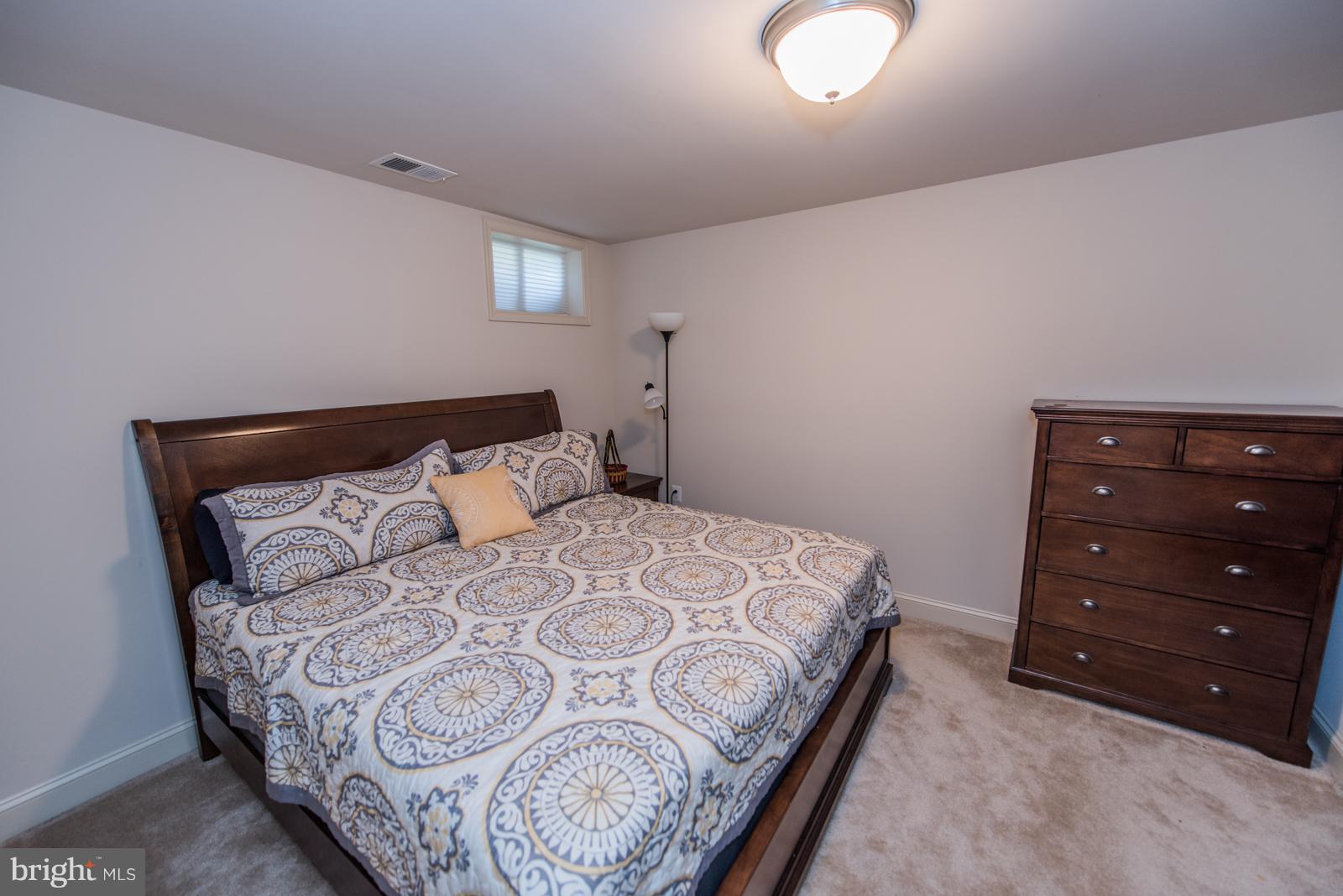 BROOKFIELD - Residential