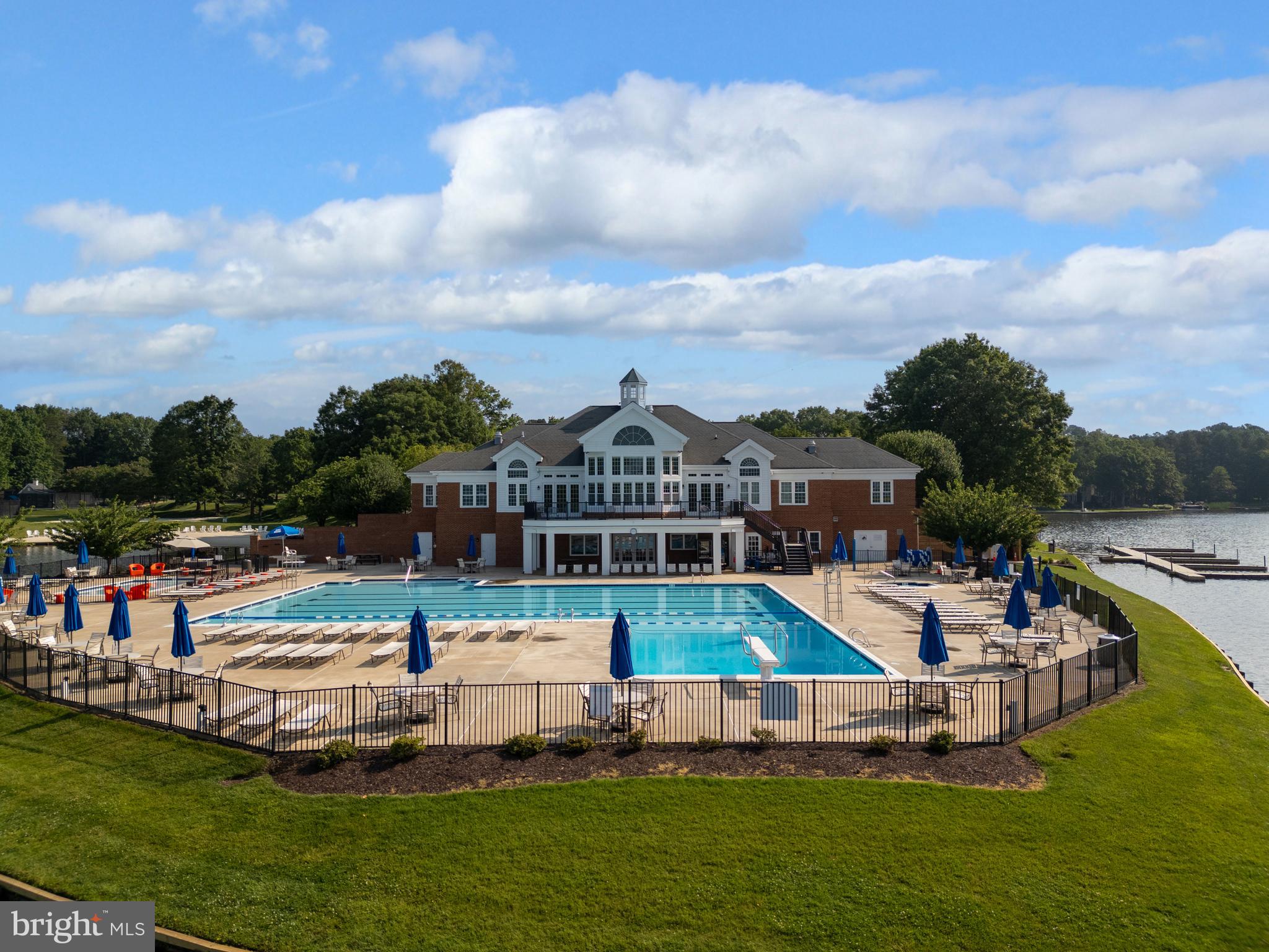 FAWN LAKE - Residential
