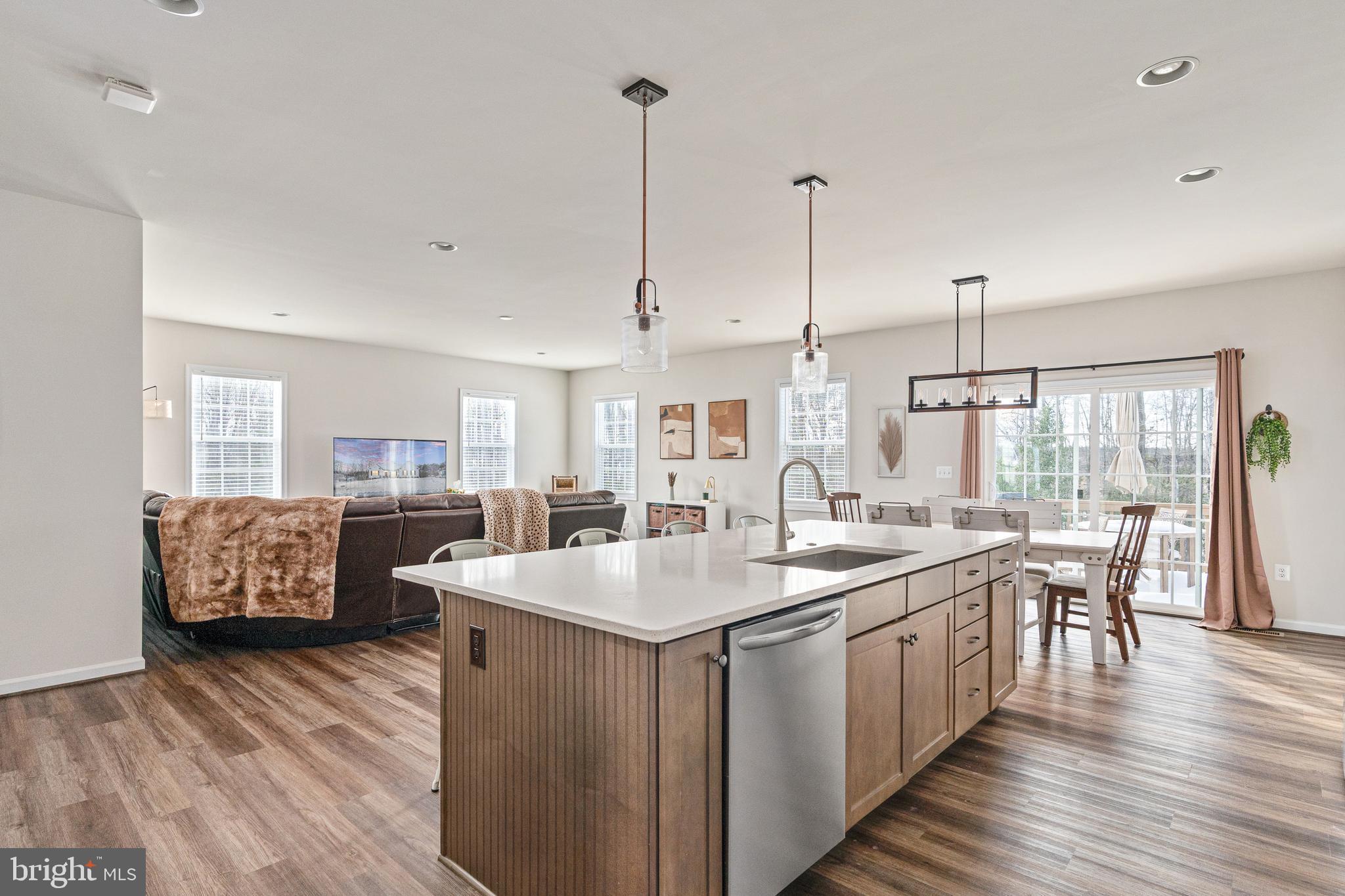 FAWN LAKE - Residential