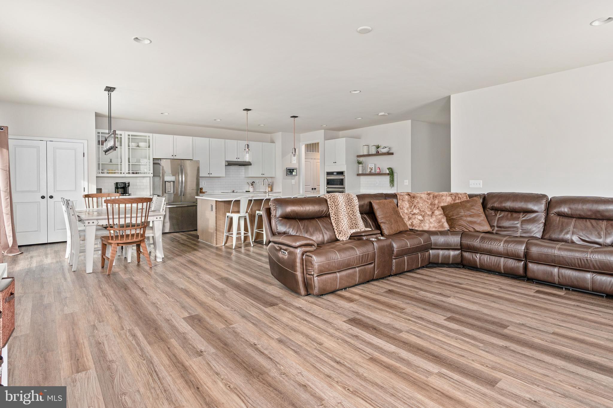 FAWN LAKE - Residential