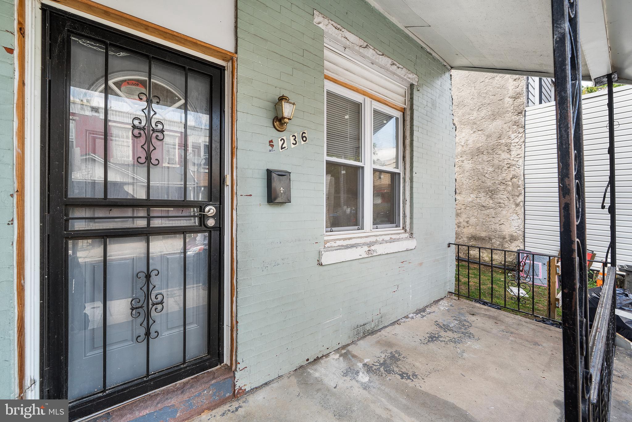 CARROLL PARK - Residential Lease