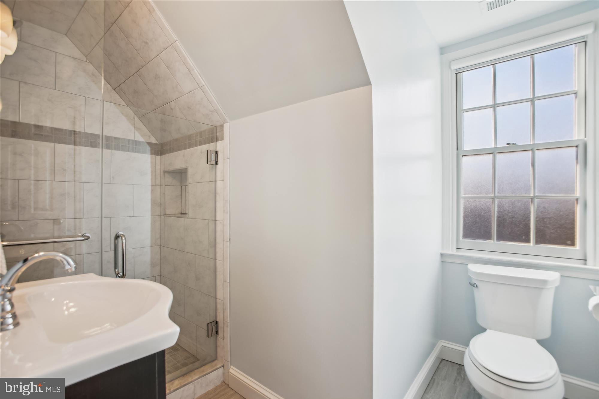 OLD TOWN ALEXANDRIA - Residential