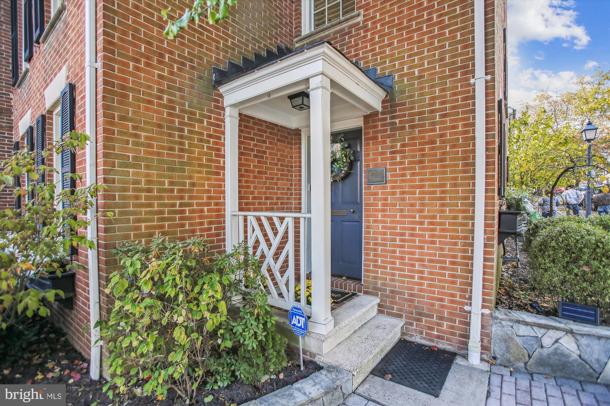 OLD TOWN ALEXANDRIA - Residential