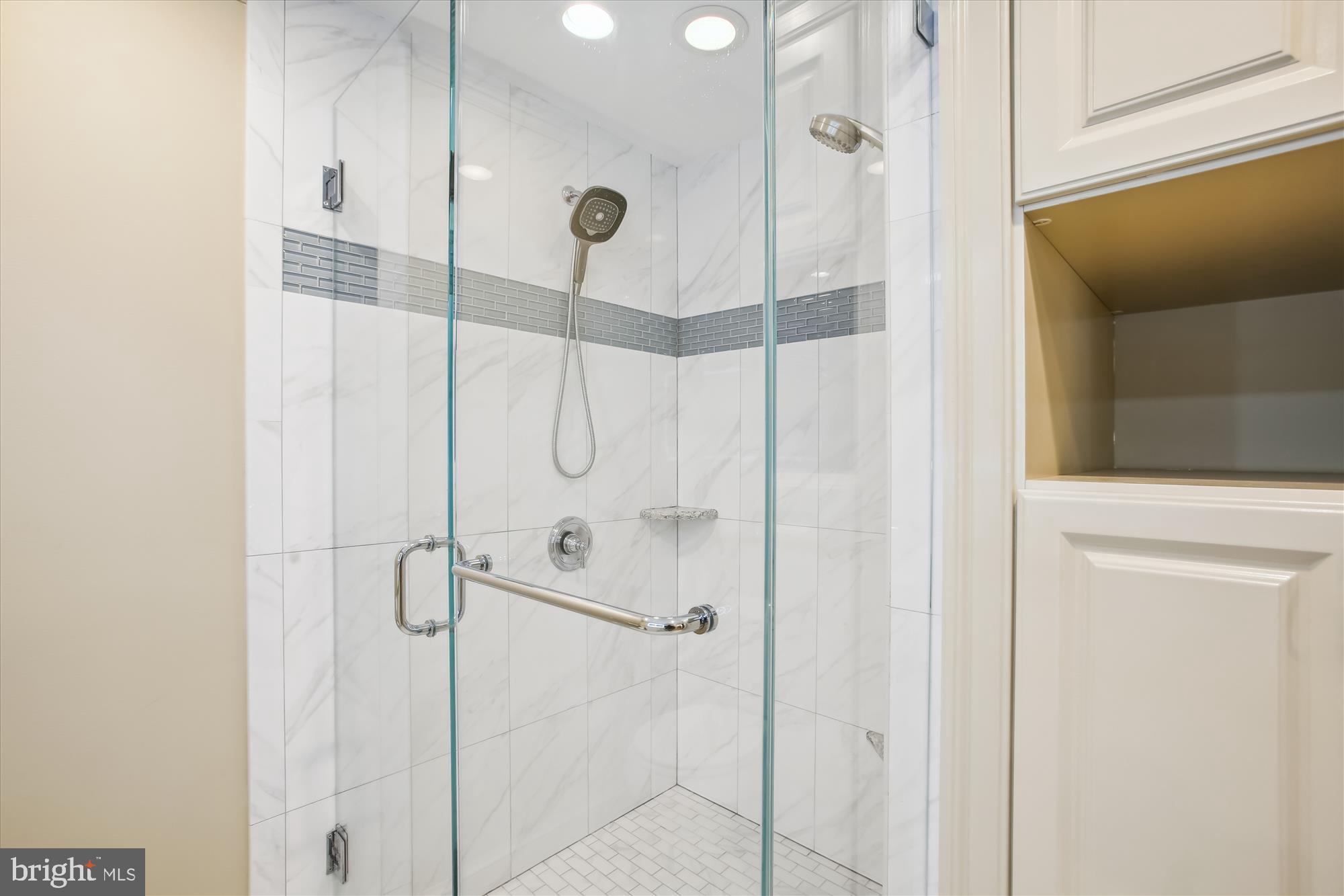 OLD TOWN ALEXANDRIA - Residential