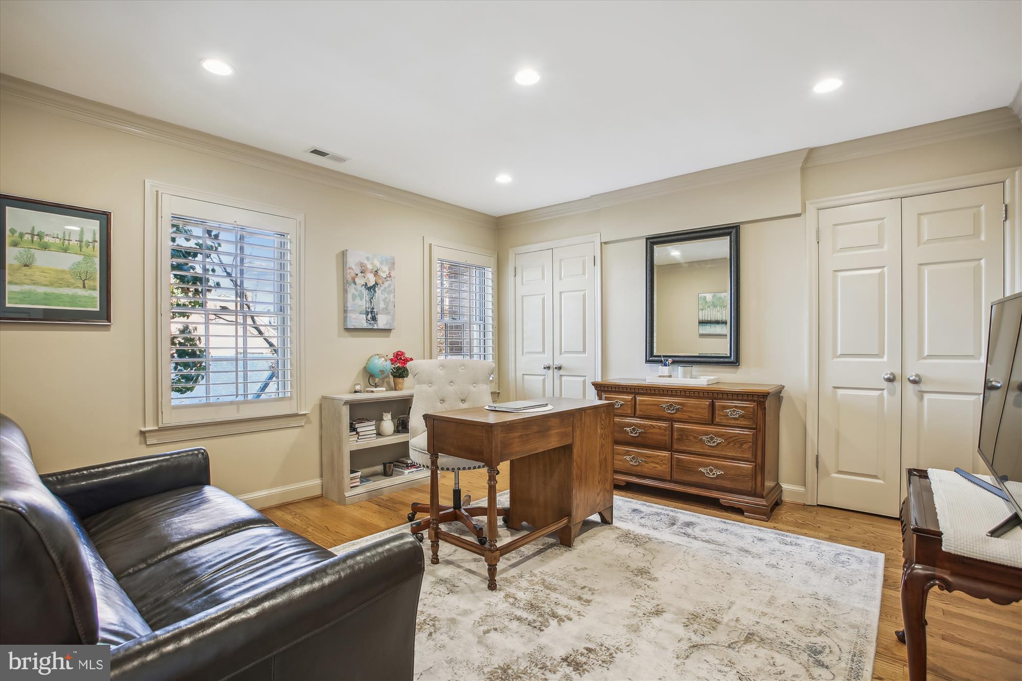 OLD TOWN ALEXANDRIA - Residential