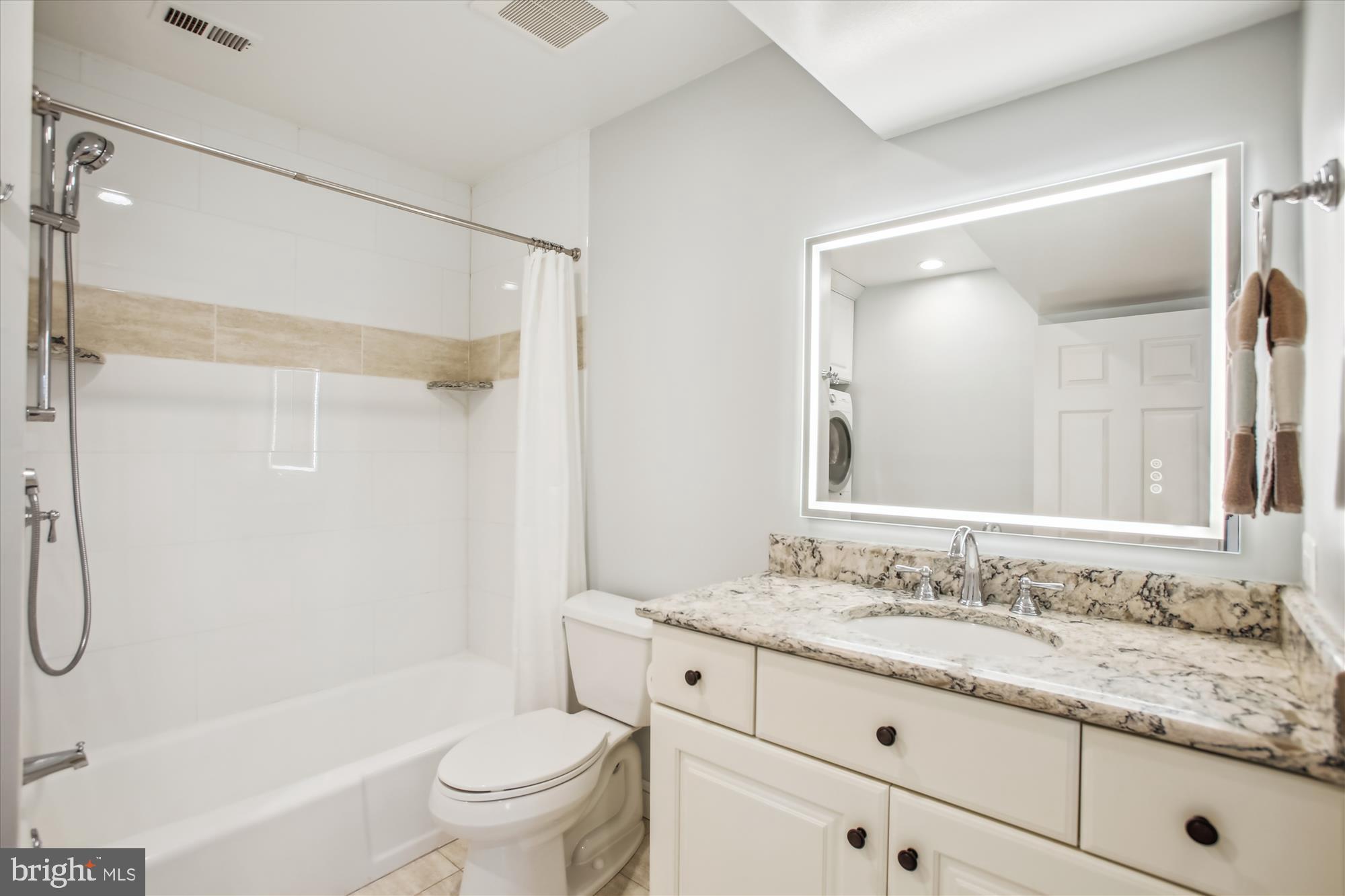 OLD TOWN ALEXANDRIA - Residential