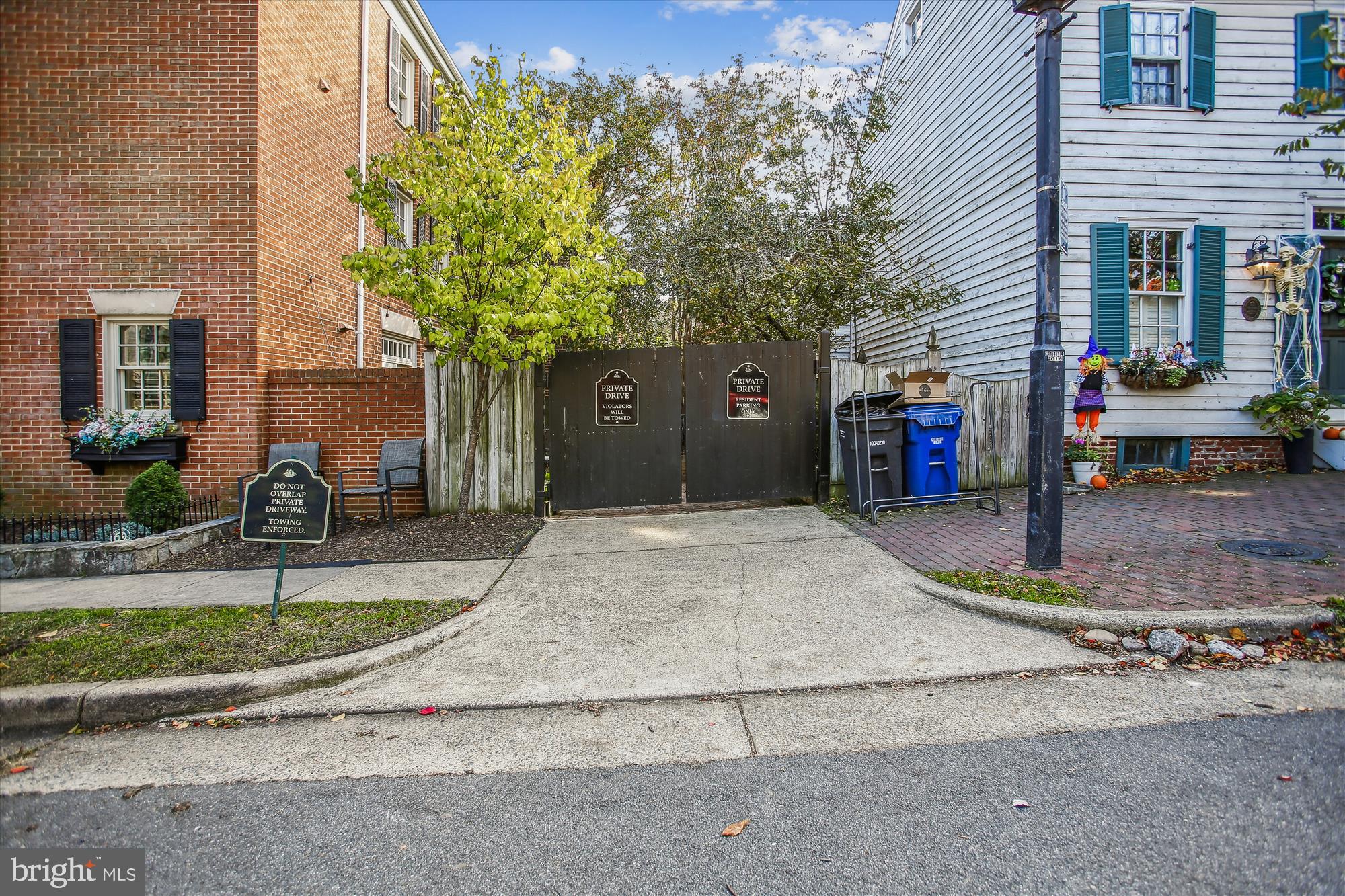 OLD TOWN ALEXANDRIA - Residential