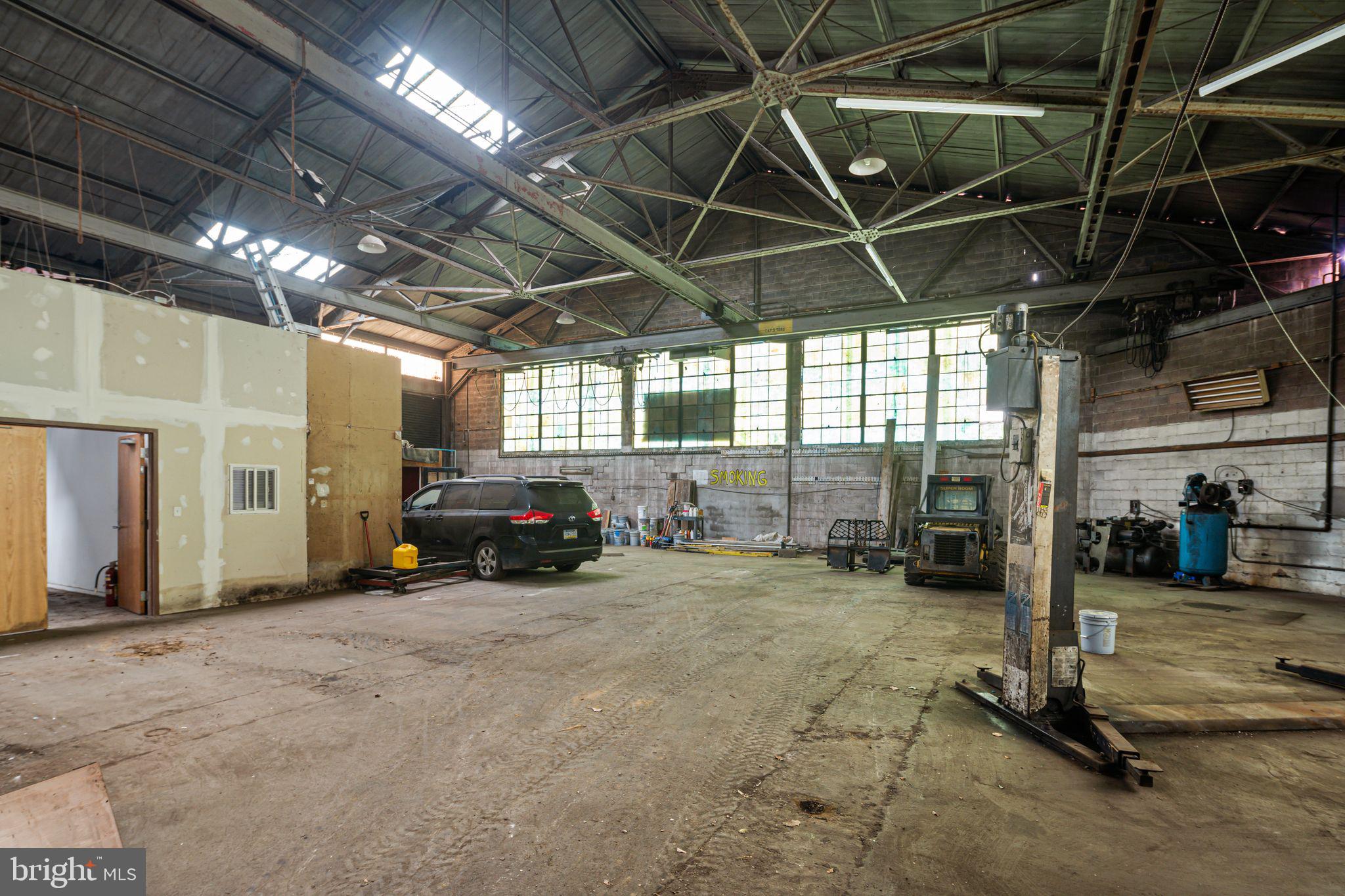 3520 INDIAN QUEEN LANE