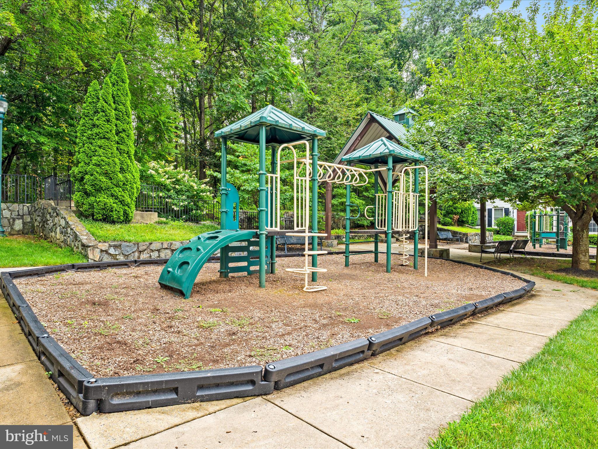 SUMMERFIELD CROSSING - Residential