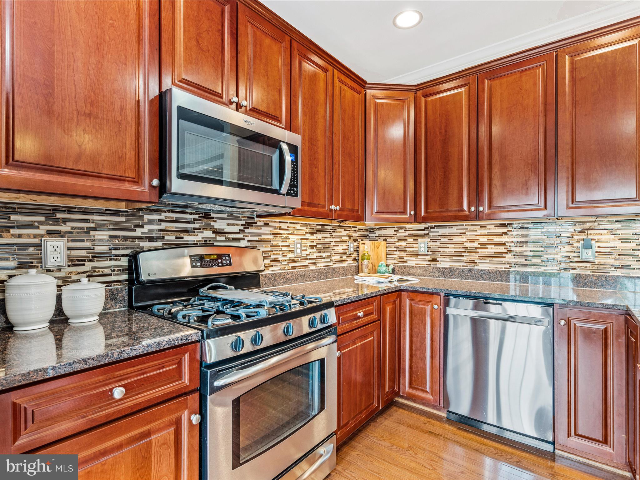 SUMMERFIELD CROSSING - Residential