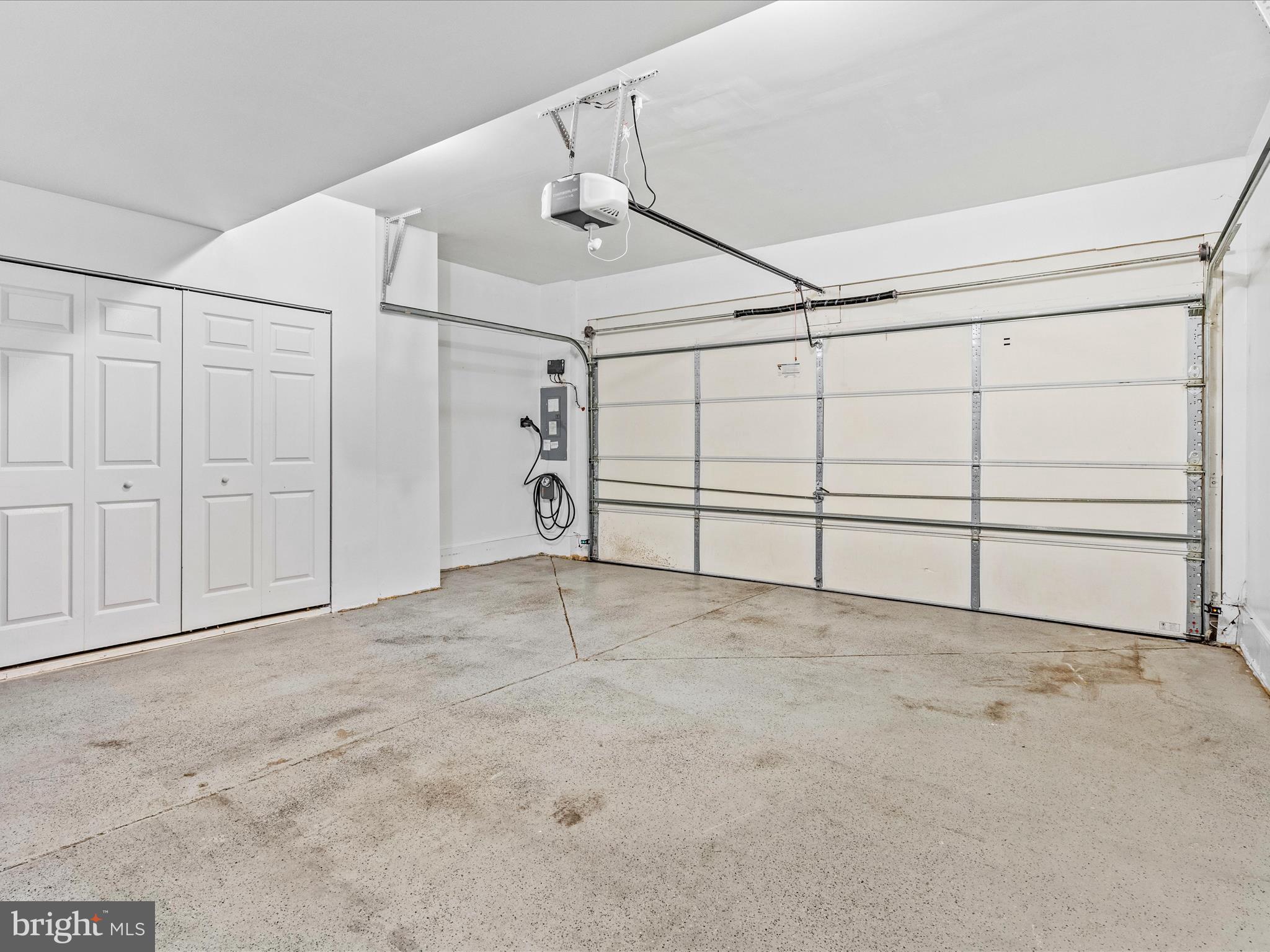 SUMMERFIELD CROSSING - Residential