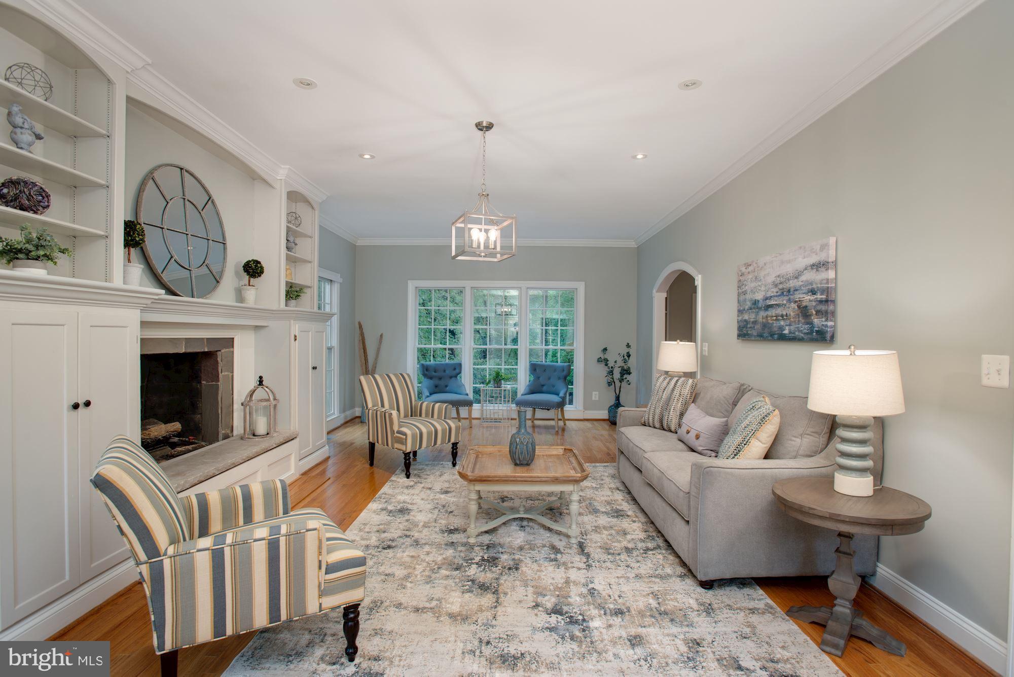 CONGRESSIONAL MANOR - Residential