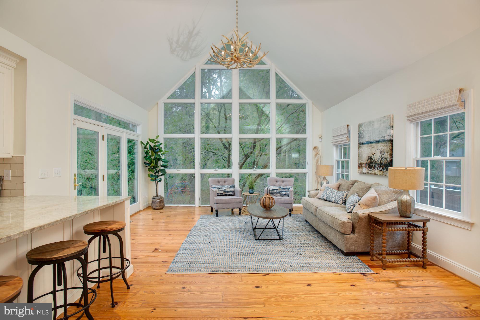 CONGRESSIONAL MANOR - Residential