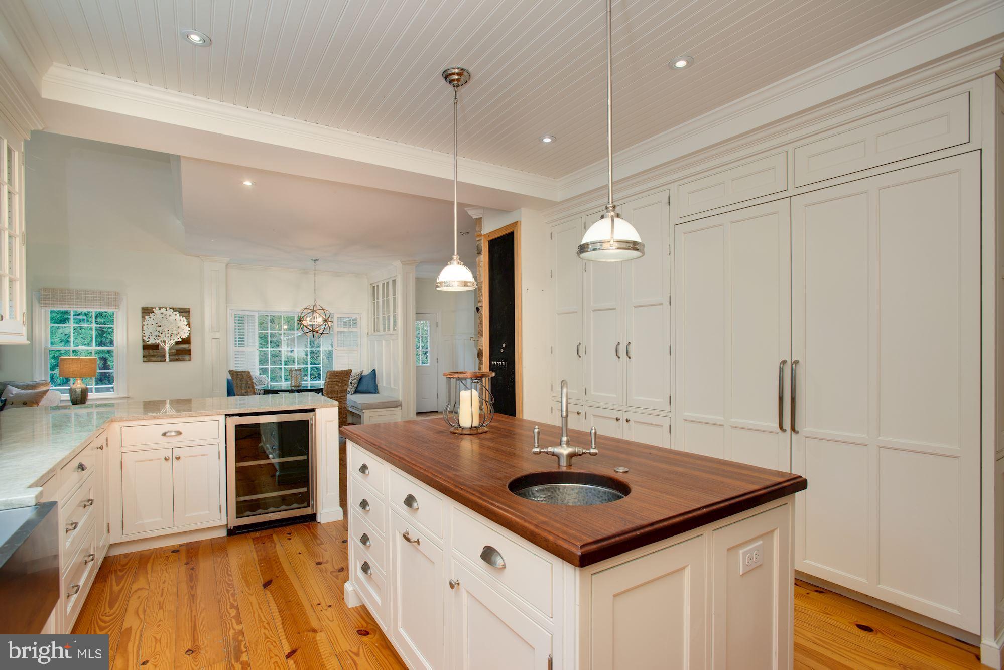 CONGRESSIONAL MANOR - Residential