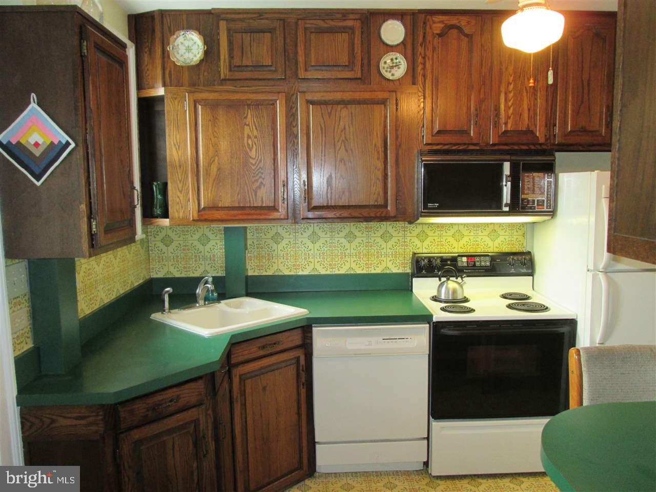 ELMWOOD - Residential