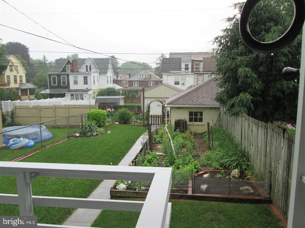 ELMWOOD - Residential