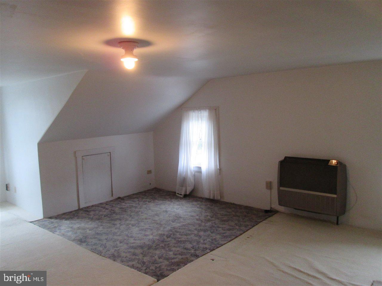 ELMWOOD - Residential