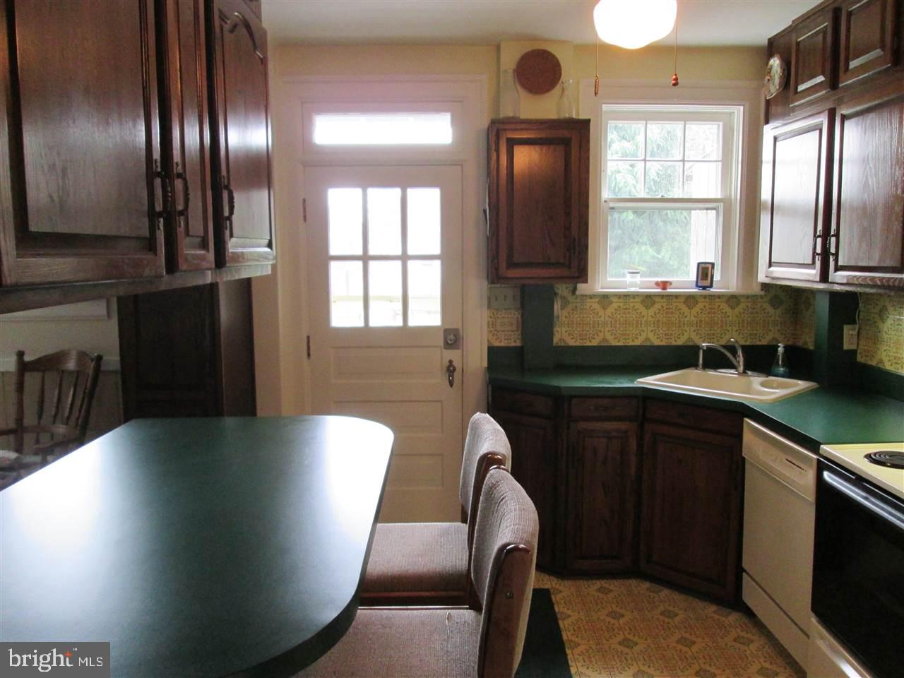 ELMWOOD - Residential