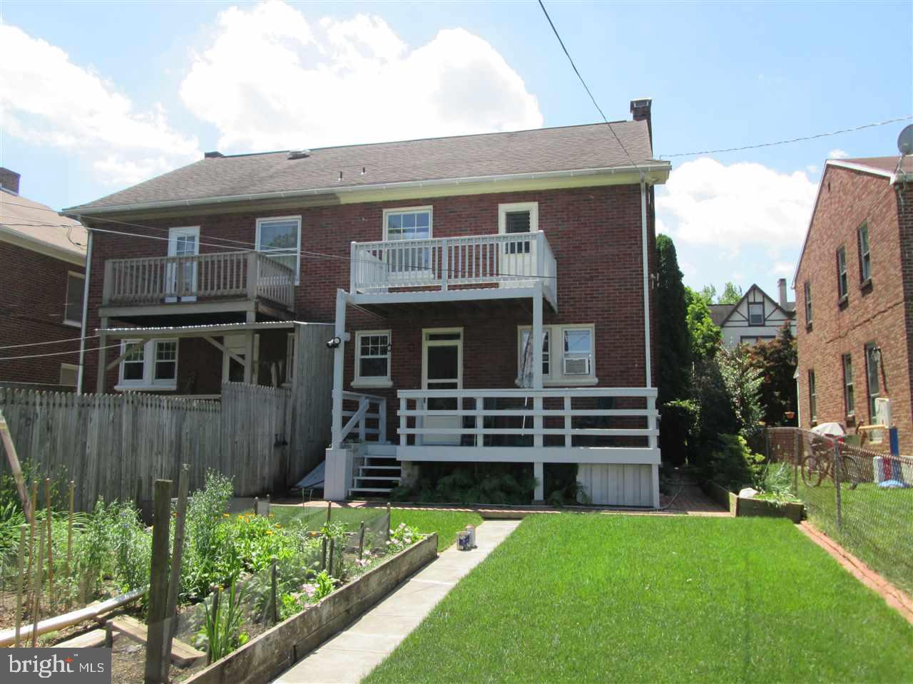 ELMWOOD - Residential