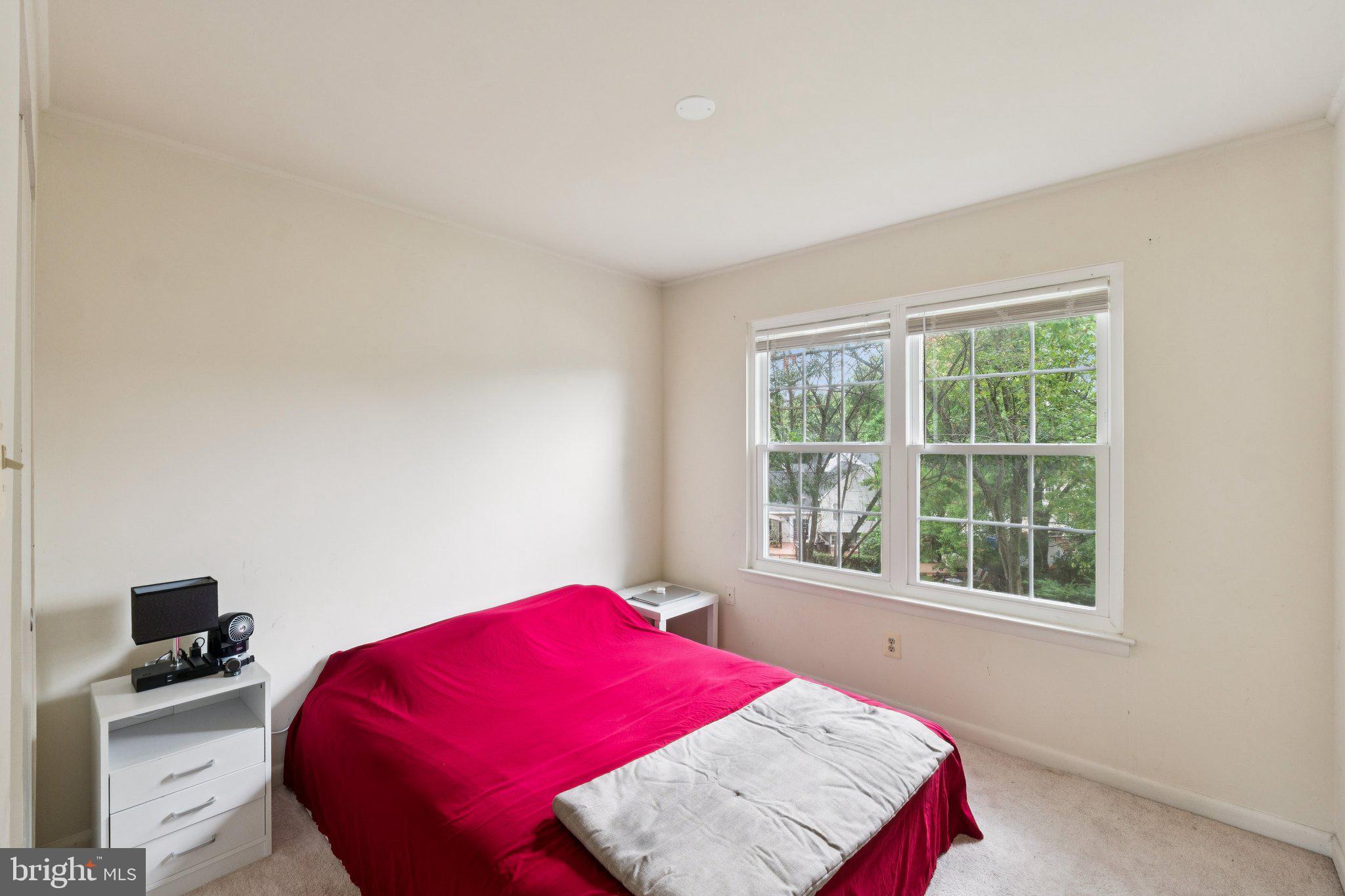 FLOWER HILL - Residential