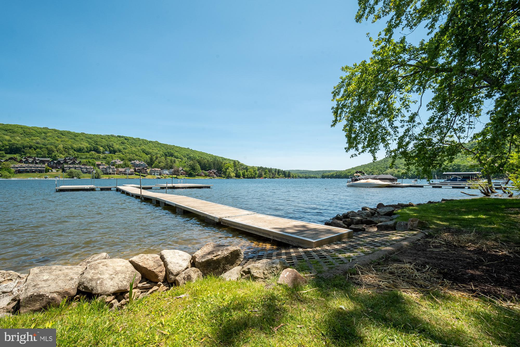 VILLAGES OF WISP - Residential