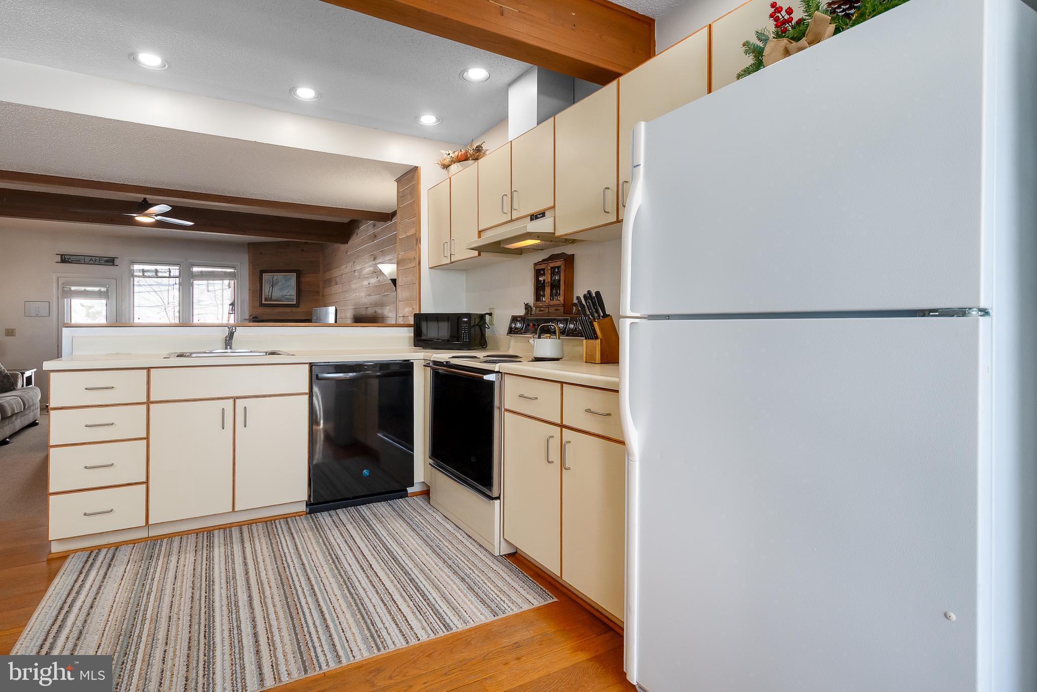 VILLAGES OF WISP - Residential