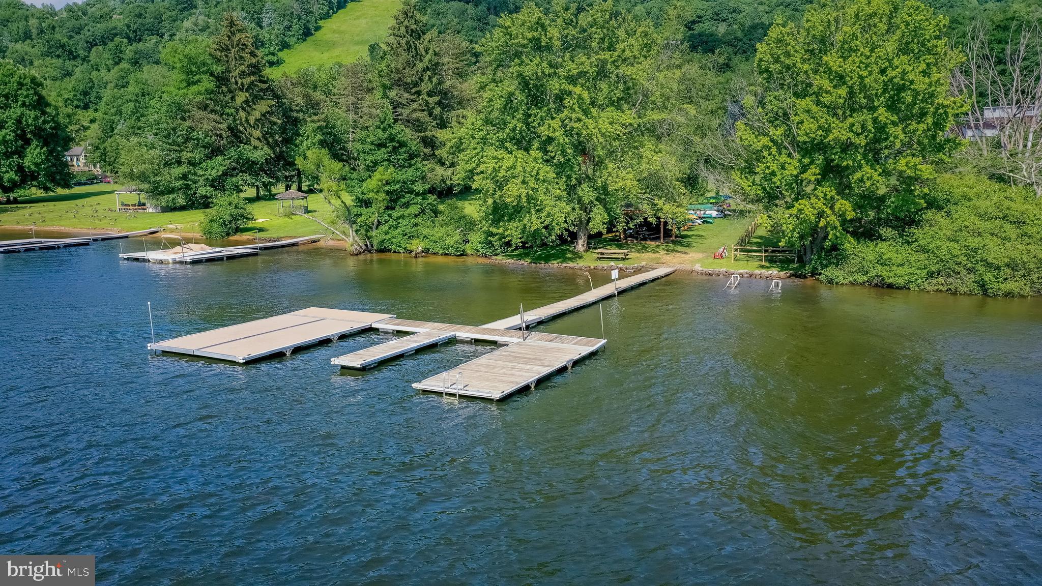 VILLAGES OF WISP - Residential