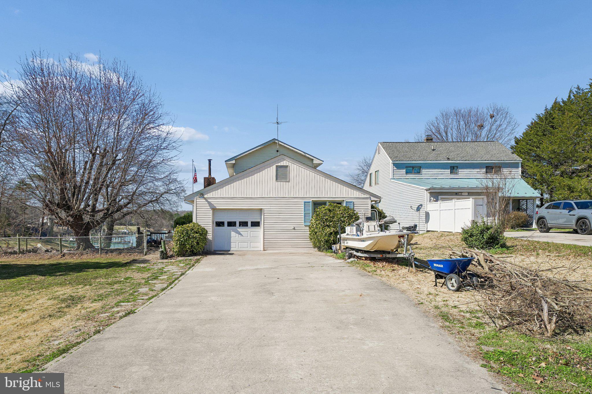 PLACID BAY ESTATES - Residential