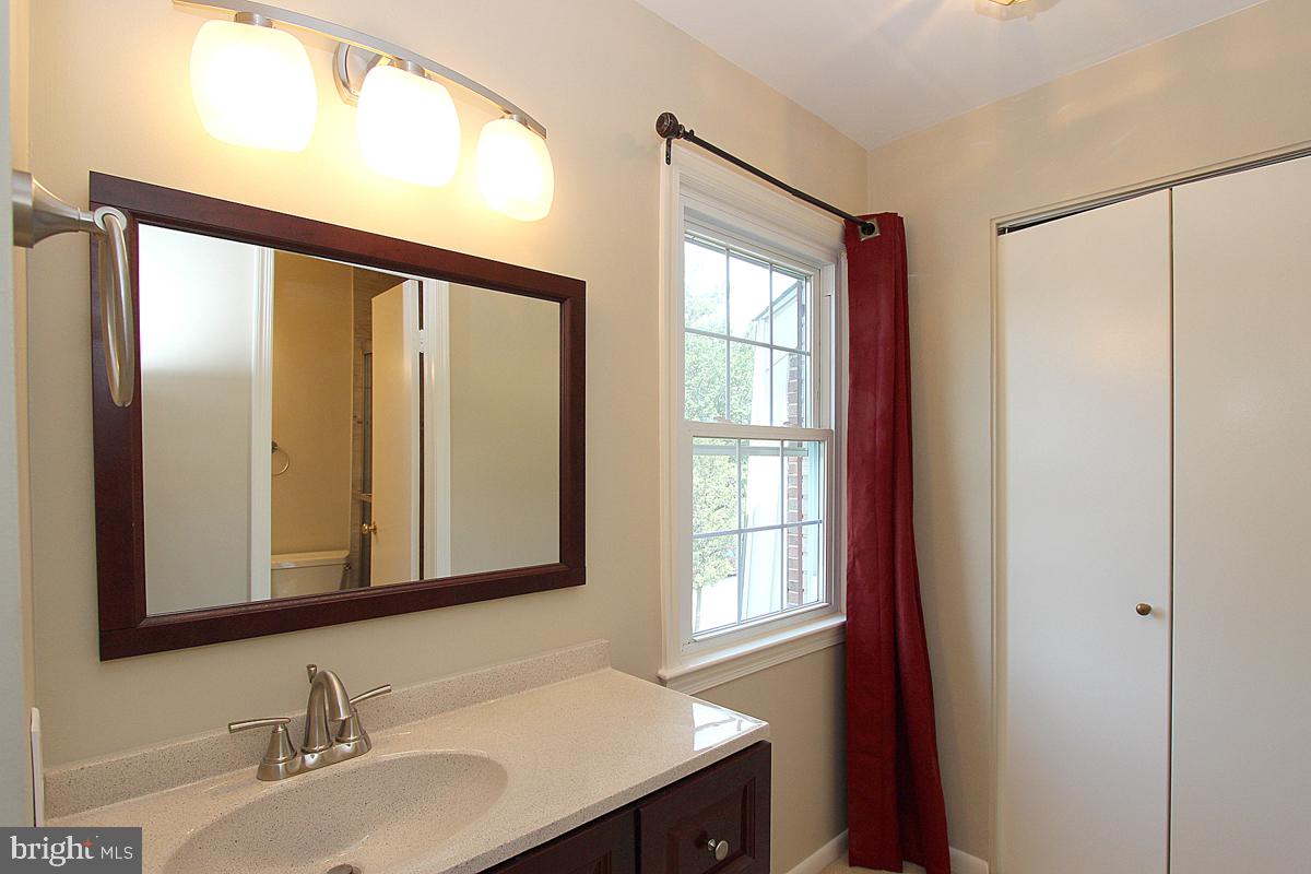 WHEYSTONE - Residential Lease