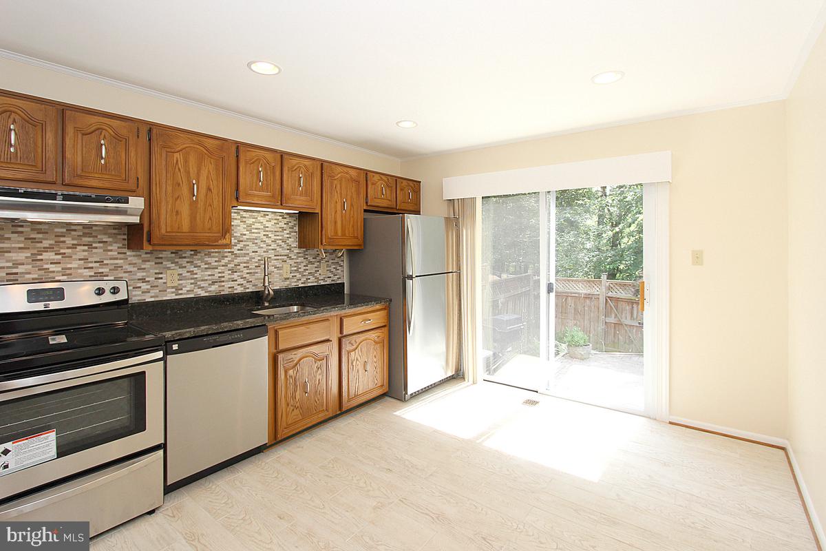 WHEYSTONE - Residential Lease