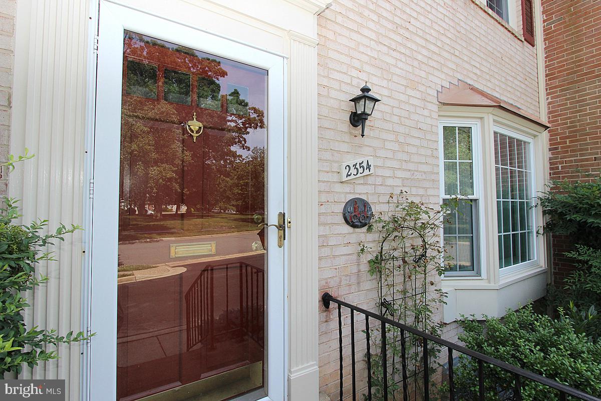 WHEYSTONE - Residential Lease