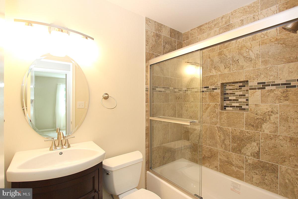 WHEYSTONE - Residential Lease