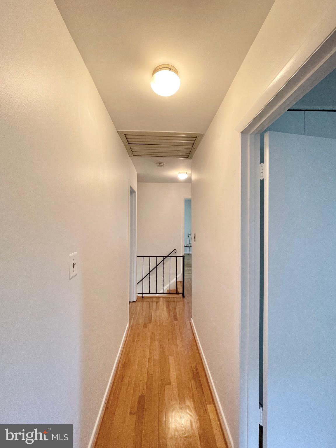 RIVERSIDE ESTATES - Residential Lease