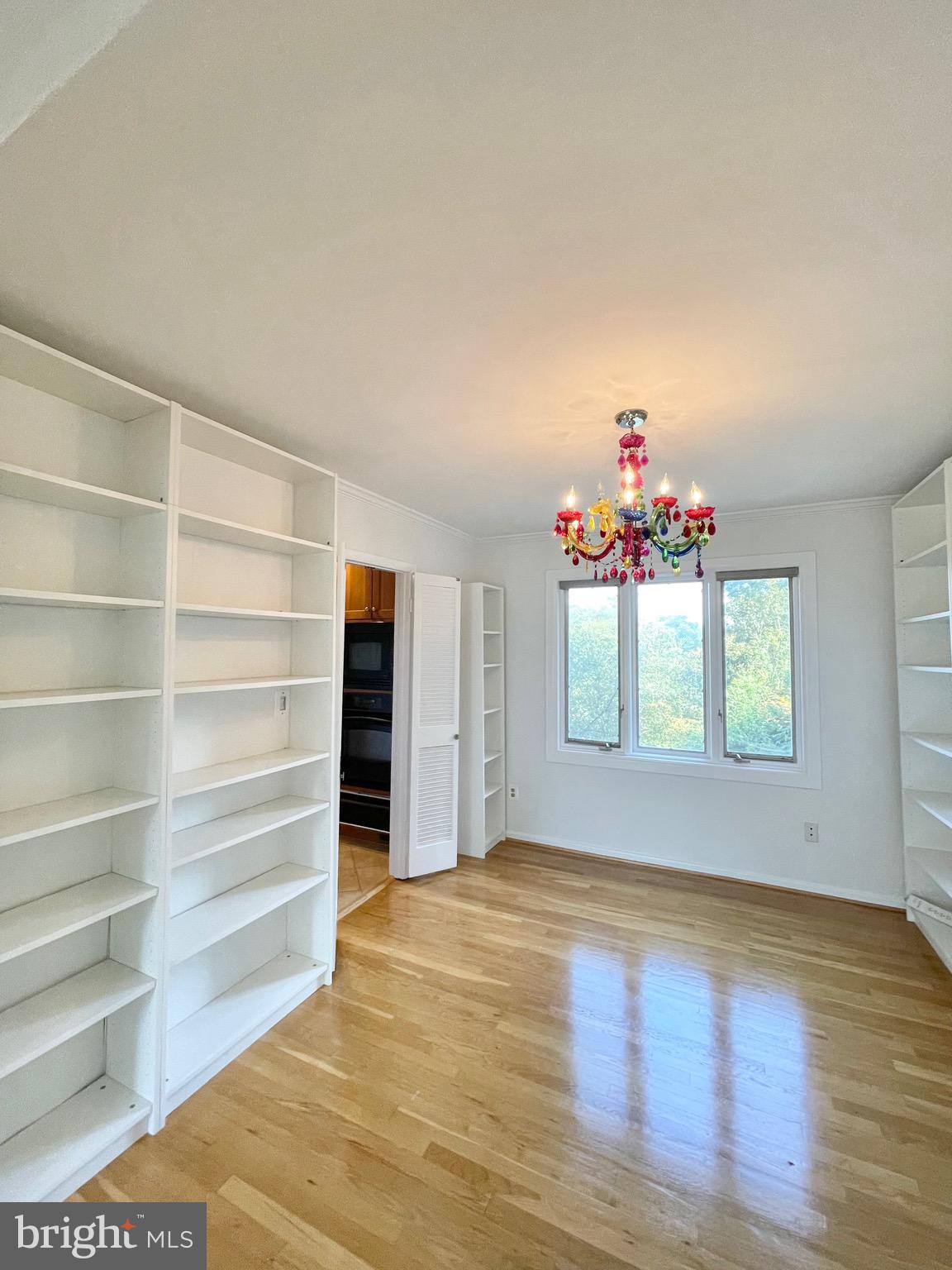 RIVERSIDE ESTATES - Residential Lease