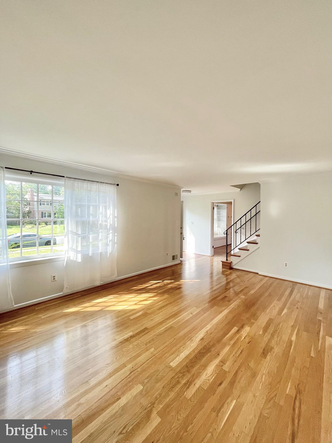 RIVERSIDE ESTATES - Residential Lease