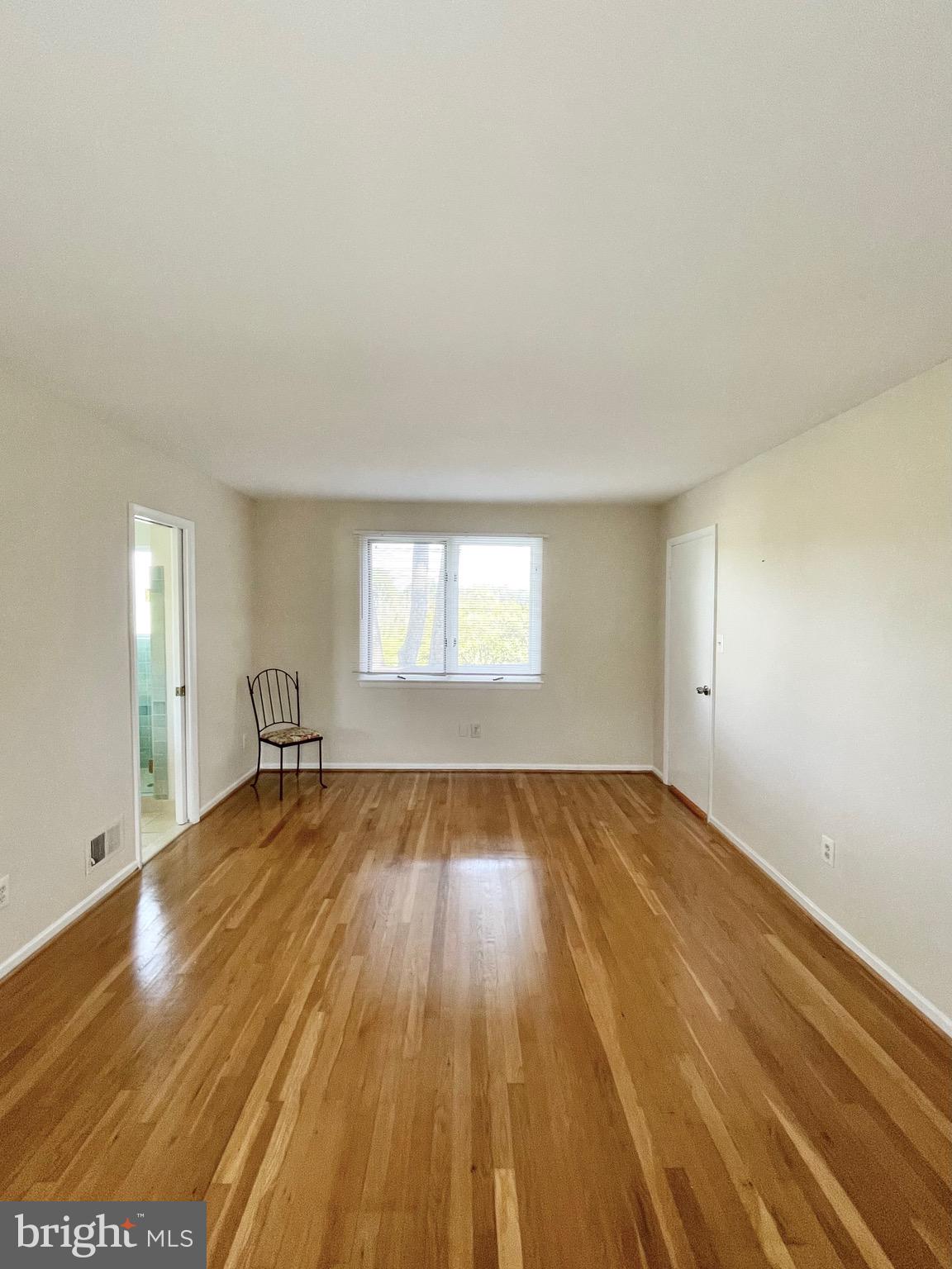 RIVERSIDE ESTATES - Residential Lease