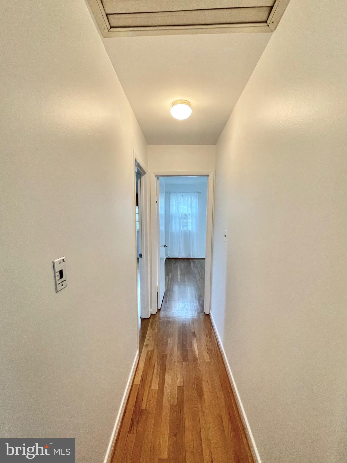 RIVERSIDE ESTATES - Residential Lease