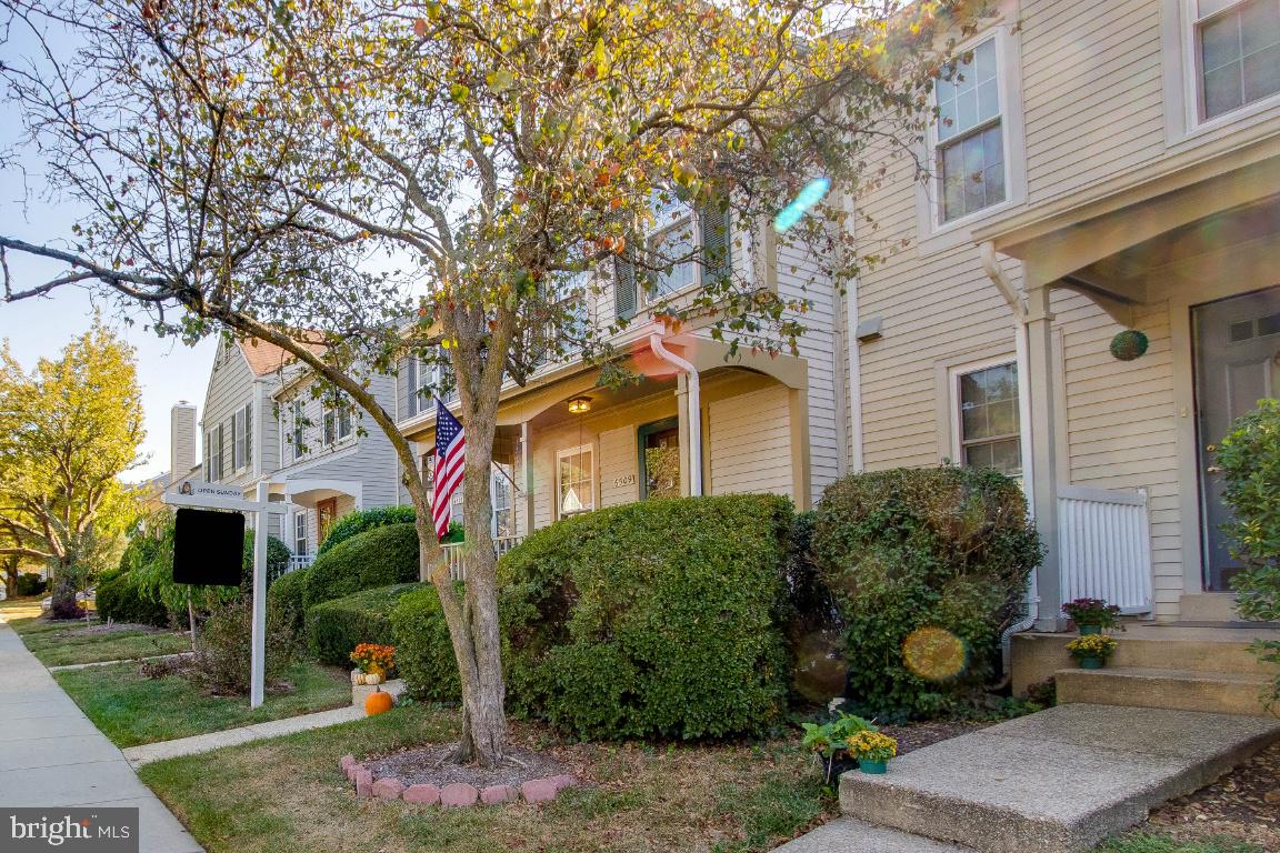 SOUTH KINGS STATION - Residential