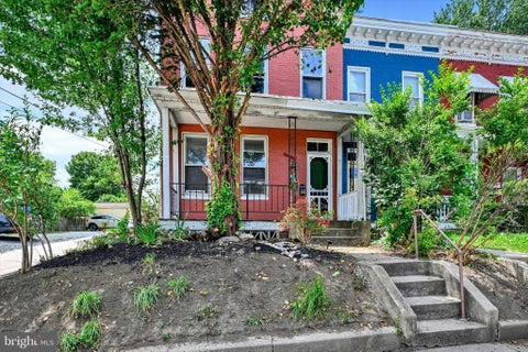 Townhouse For Sale - 3600 Hooper Avenue<br/> BALTIMORE, MD 21211