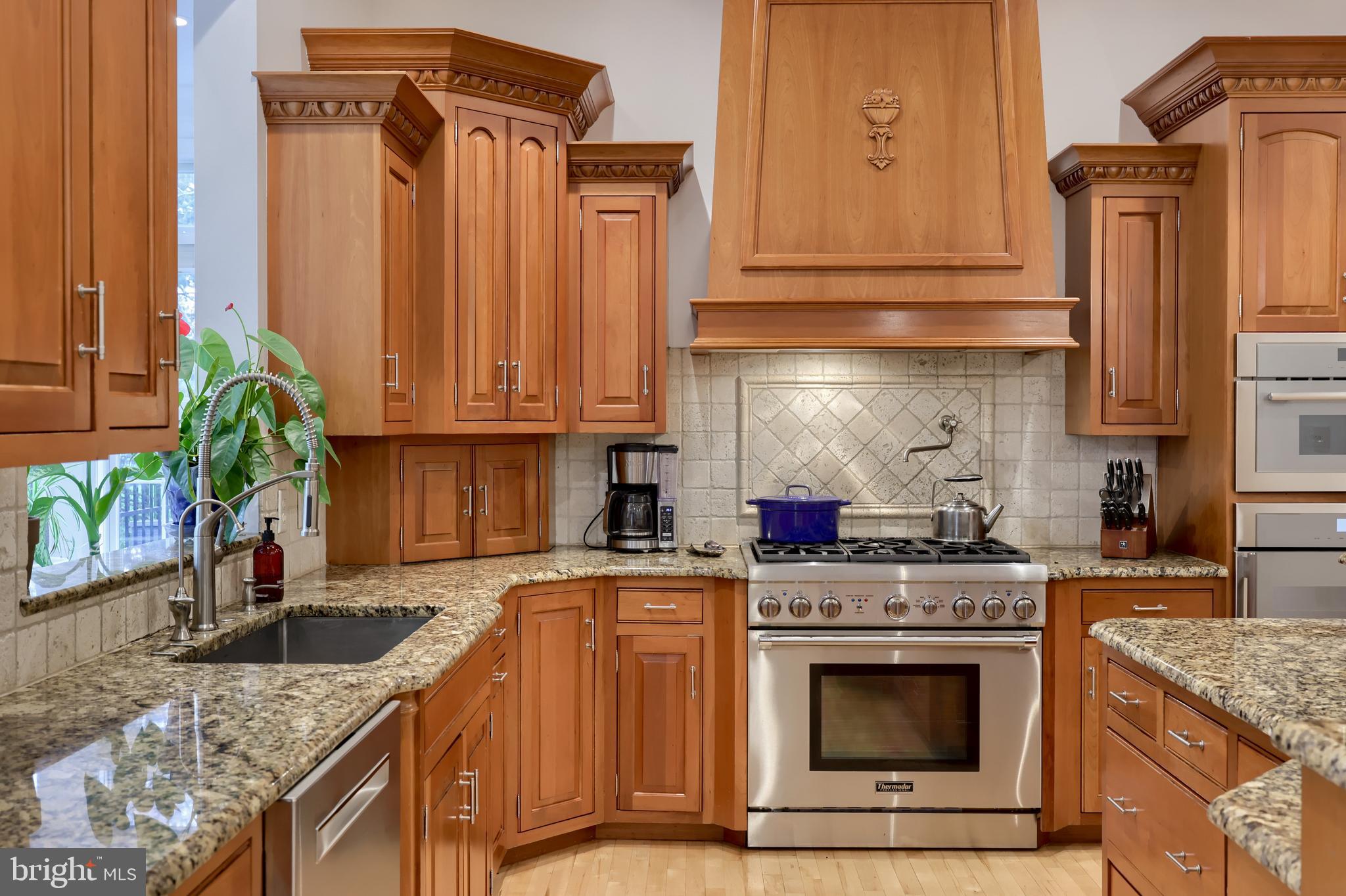 LAUREL POND NORTH - Residential