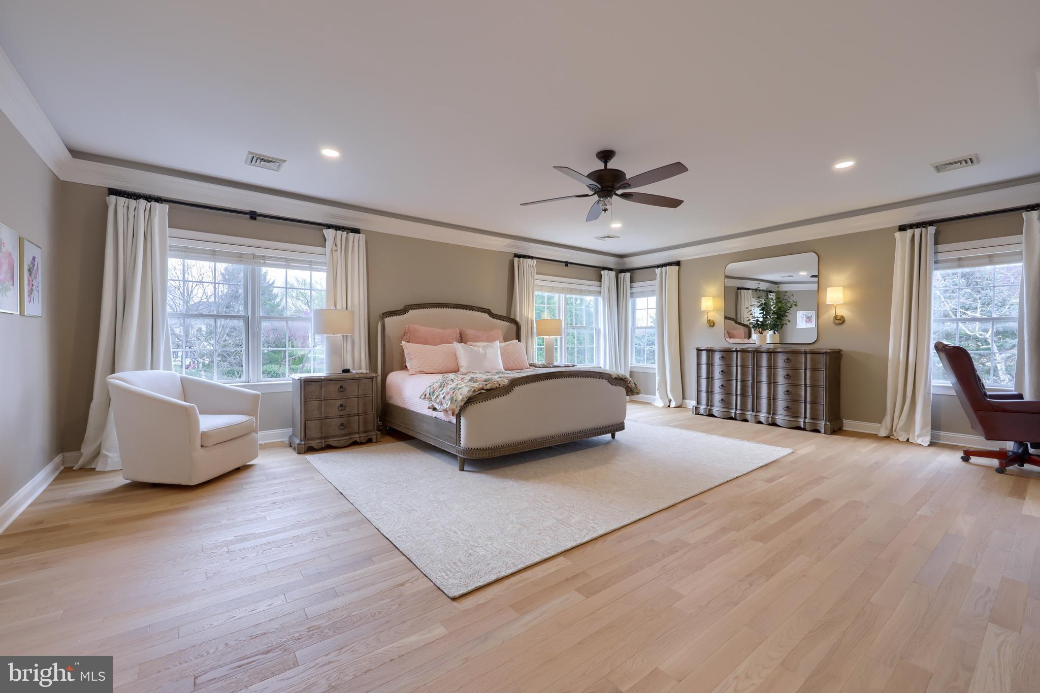 LAUREL POND NORTH - Residential