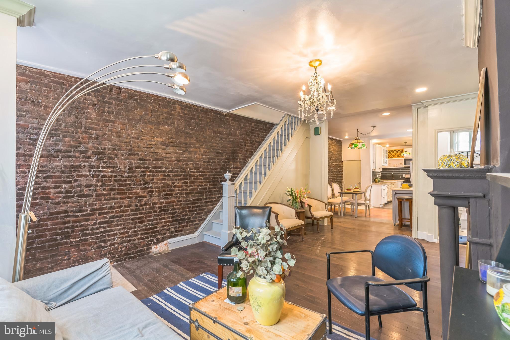 POINT BREEZE - Residential