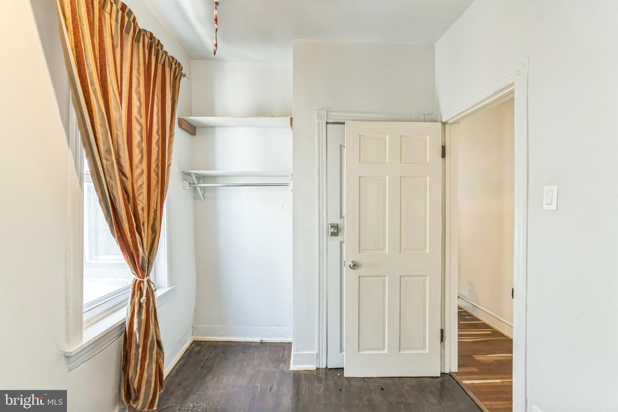 POINT BREEZE - Residential