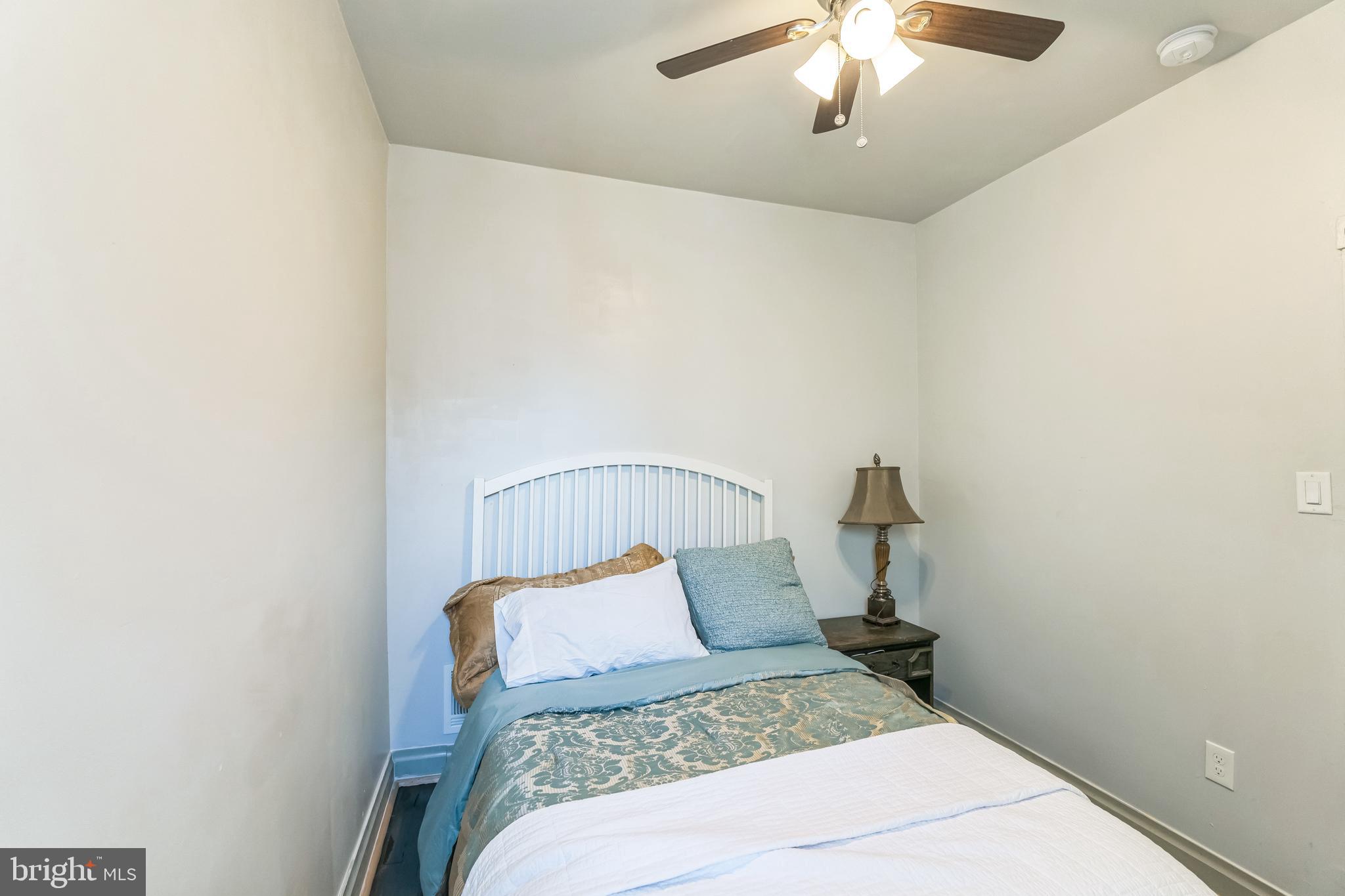 POINT BREEZE - Residential