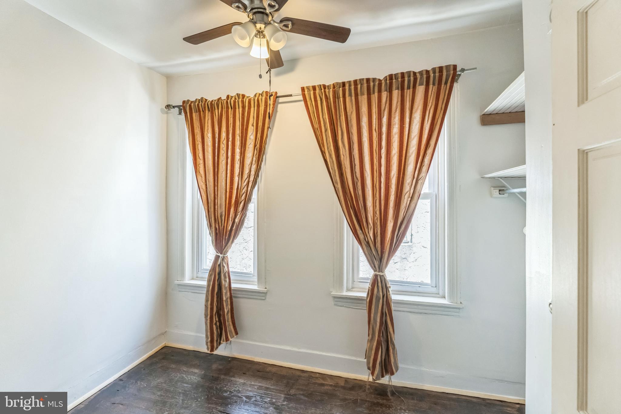 POINT BREEZE - Residential