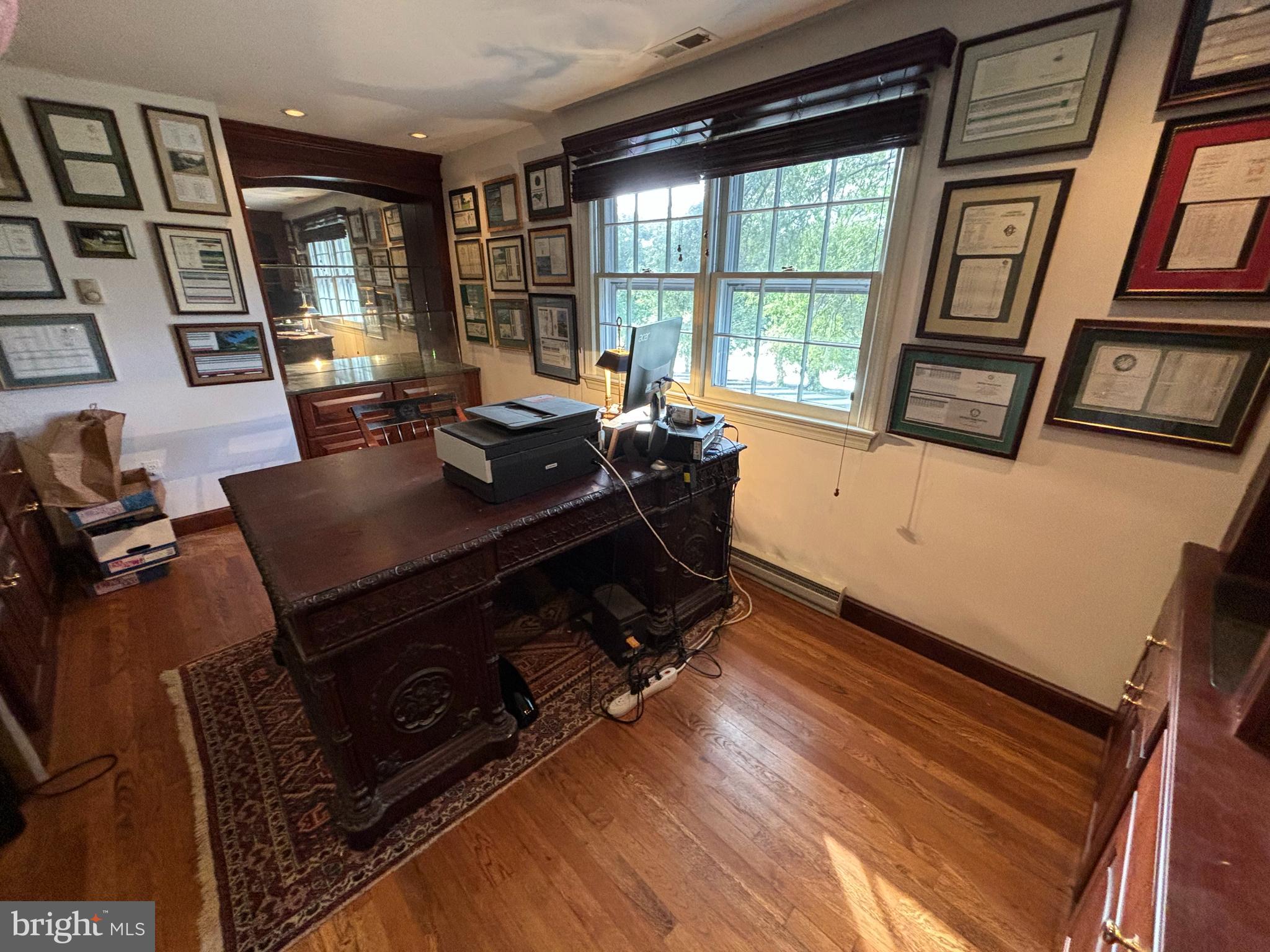 BAILEYS NECK - Residential