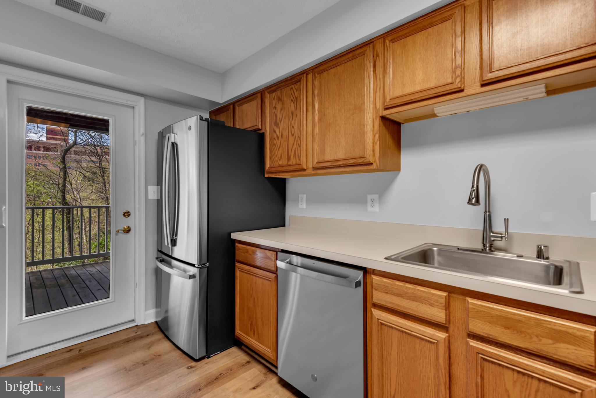 HARBOUR GATES - Residential Lease