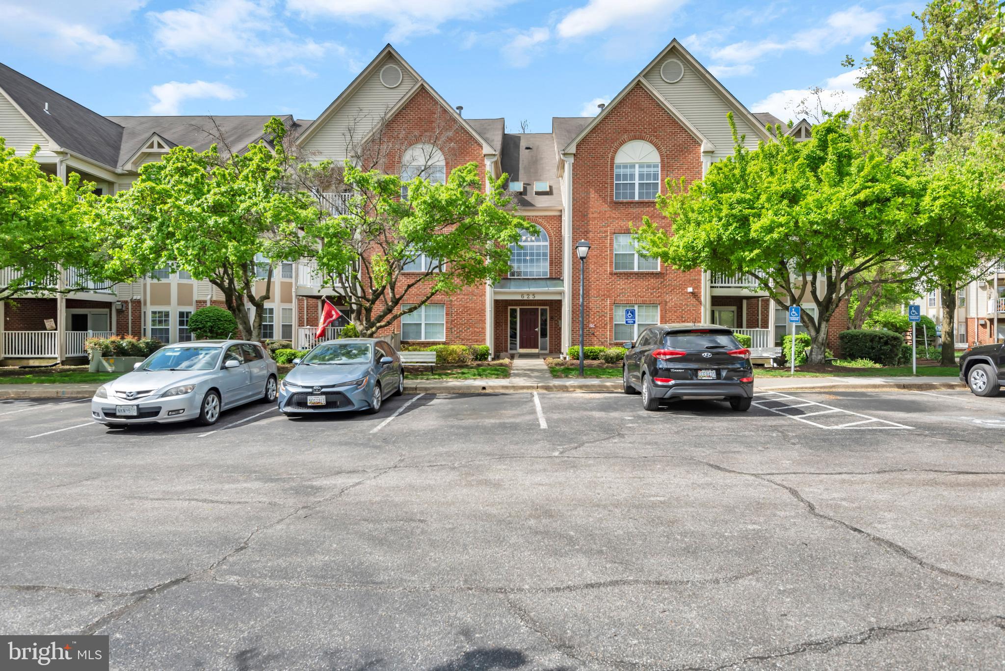 HARBOUR GATES - Residential Lease