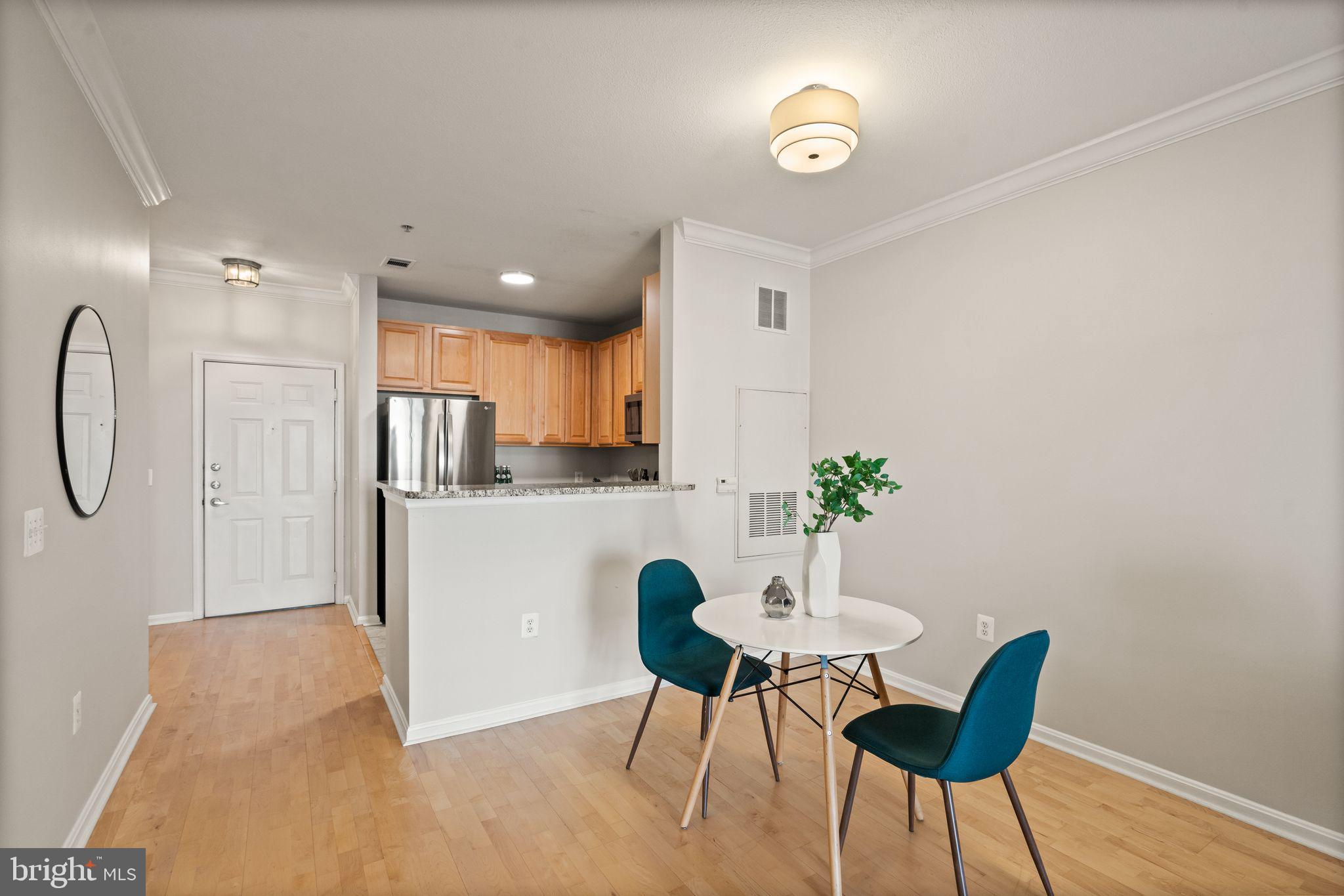 MARQUIS AT VIENNA STATION - Residential