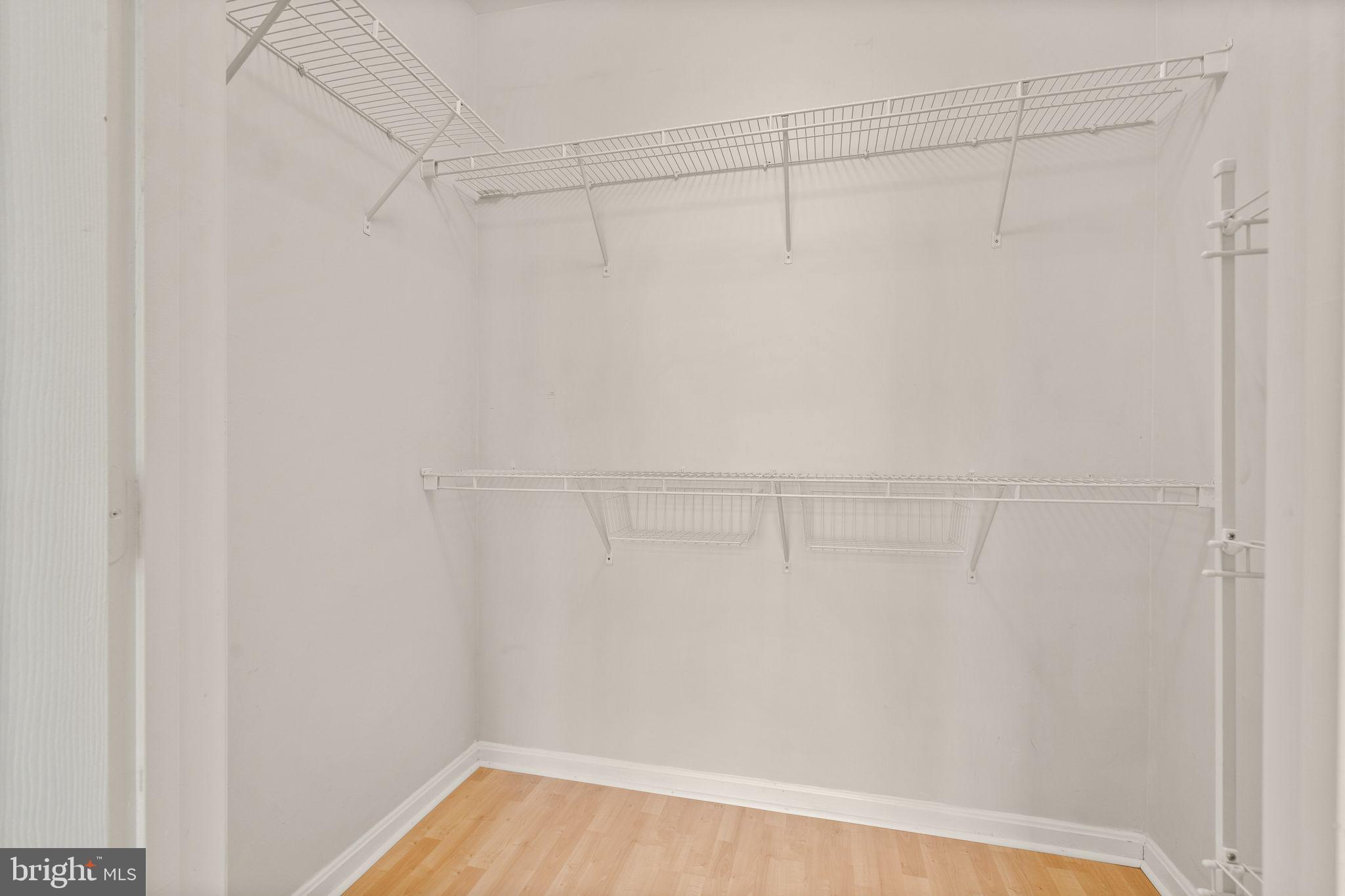 MARQUIS AT VIENNA STATION - Residential